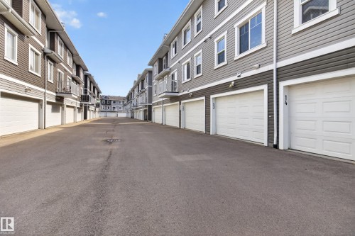 11 1140 Chappelle Boulevard, Edmonton, AB - Outdoor