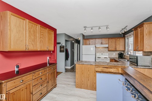 8119 160 Street, Edmonton, AB 