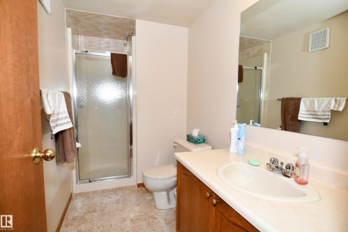 3 Notre Dame Crescent, Leduc, AB 
