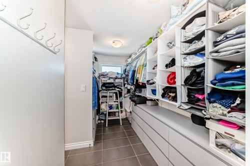 3230 Whitelaw Drive Nw, Edmonton, AB - Indoor With Storage