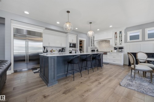 1305 Hainstock Way, Edmonton, AB 