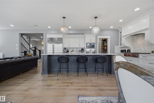 1305 Hainstock Way, Edmonton, AB 