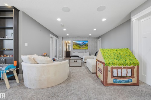 1305 Hainstock Way, Edmonton, AB 