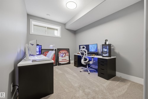 1305 Hainstock Way, Edmonton, AB 