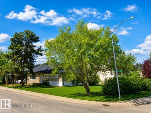 13204 131A Avenue Nw, Edmonton, AB - Outdoor