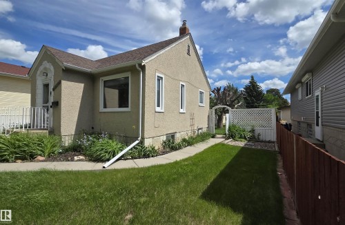 11909 83 Street, Edmonton, AB 