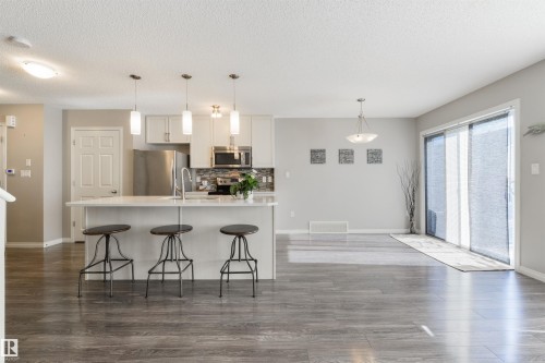 2315 68 Street, Edmonton, AB 