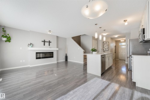 2315 68 Street, Edmonton, AB 