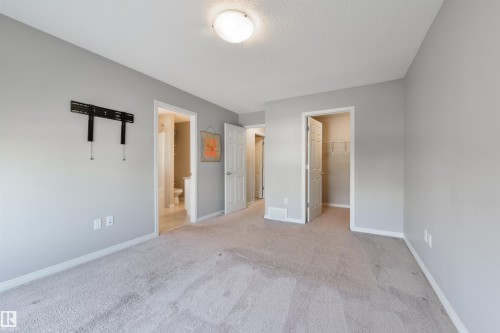 2315 68 Street, Edmonton, AB 