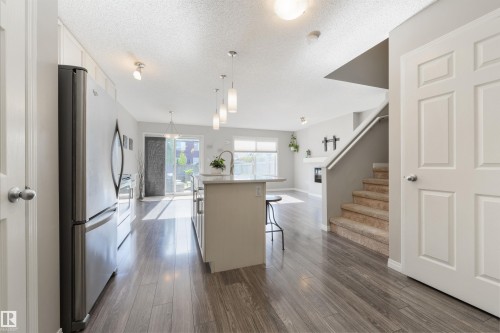 2315 68 Street, Edmonton, AB 