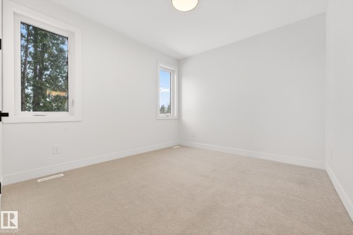14004 89A Avenue, Edmonton, AB 