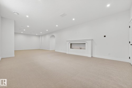 14004 89A Avenue, Edmonton, AB 