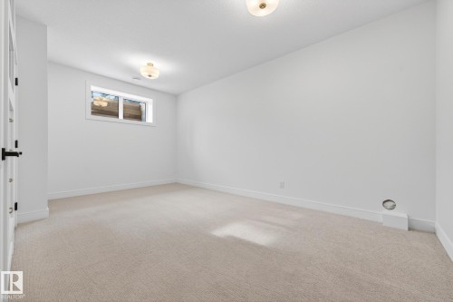 14004 89A Avenue, Edmonton, AB 