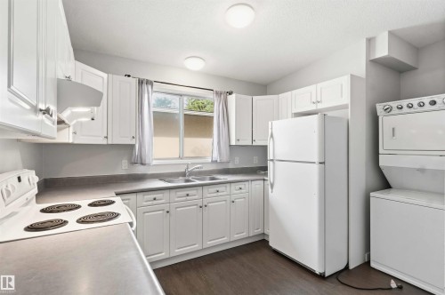8123 8125 83 Avenue, Edmonton, AB 