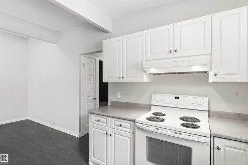8123 8125 83 Avenue, Edmonton, AB 