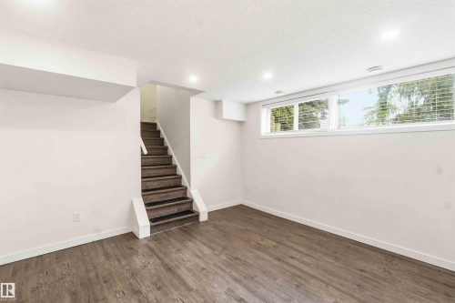 8123 8125 83 Avenue, Edmonton, AB 