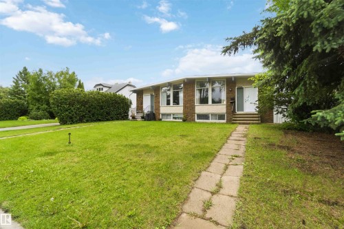 8123 8125 83 Avenue, Edmonton, AB 