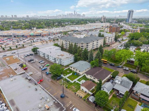 8123 8125 83 Avenue, Edmonton, AB 