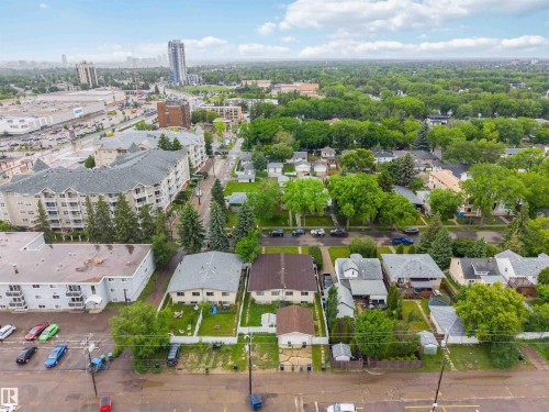 8123 8125 83 Avenue, Edmonton, AB 