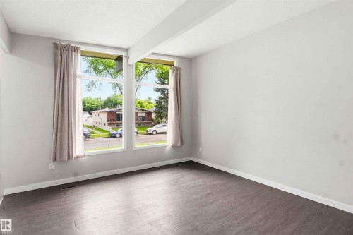 8123 8125 83 Avenue, Edmonton, AB 