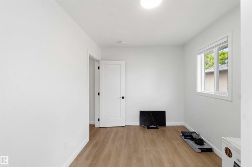 8522 8524 84 Avenue, Edmonton, AB 