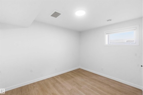 8522 8524 84 Avenue, Edmonton, AB 