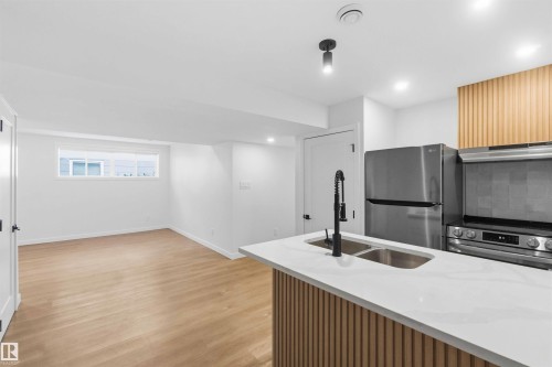 8522 8524 84 Avenue, Edmonton, AB 