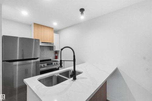 8522 8524 84 Avenue, Edmonton, AB 
