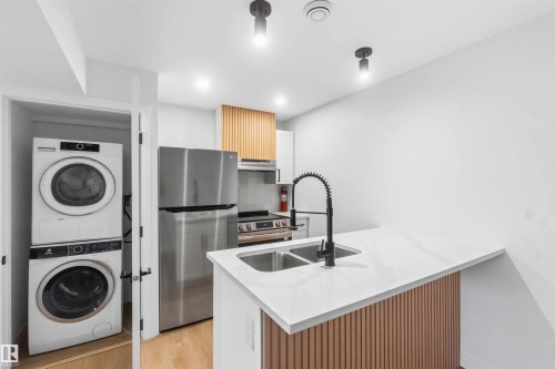8522 8524 84 Avenue, Edmonton, AB 