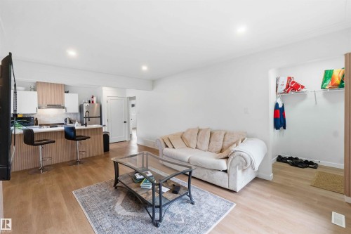 8522 8524 84 Avenue, Edmonton, AB 
