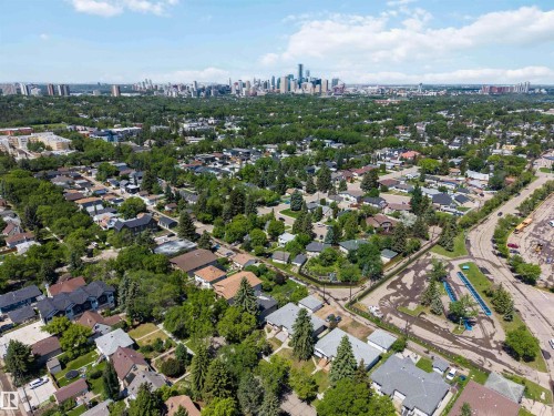 8522 8524 84 Avenue, Edmonton, AB 