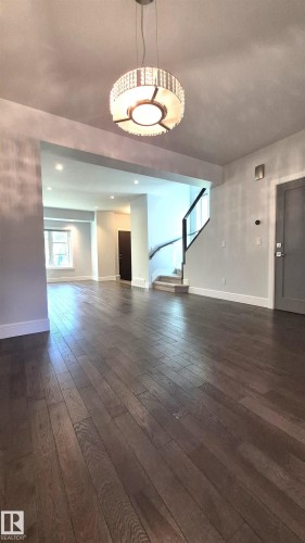 11246 78 Avenue, Edmonton, AB 