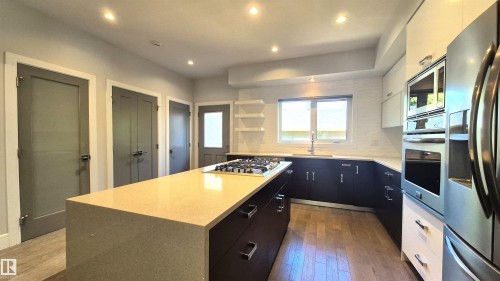 11246 78 Avenue, Edmonton, AB 