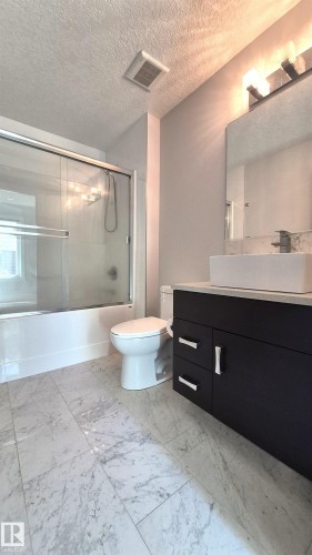 11246 78 Avenue, Edmonton, AB 