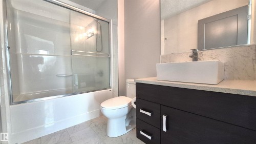 11246 78 Avenue, Edmonton, AB 