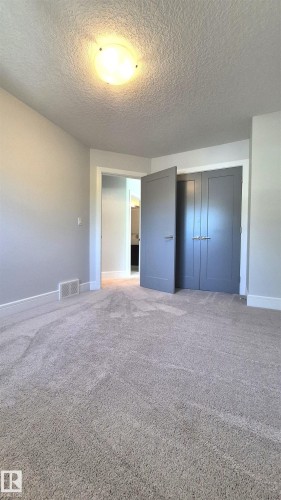 11246 78 Avenue, Edmonton, AB 