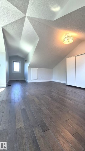 11246 78 Avenue, Edmonton, AB 
