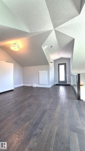 11246 78 Avenue, Edmonton, AB 