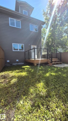 11246 78 Avenue, Edmonton, AB 