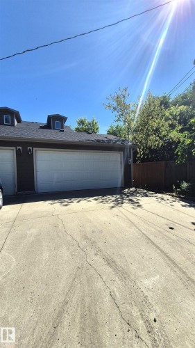 11246 78 Avenue, Edmonton, AB 