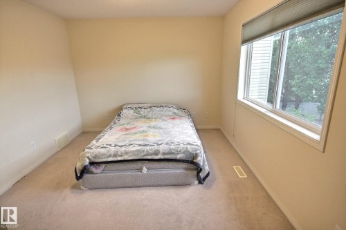 1516 76 Street, Edmonton, AB 