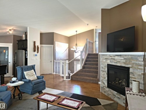 3901 44A Avenue, Drayton Valley, AB 