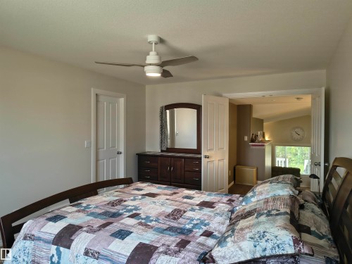3901 44A Avenue, Drayton Valley, AB 