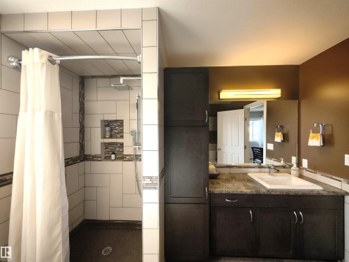 3901 44A Avenue, Drayton Valley, AB 