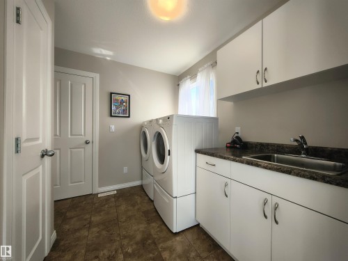 3901 44A Avenue, Drayton Valley, AB 