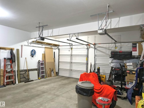 3901 44A Avenue, Drayton Valley, AB 