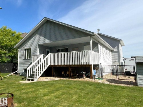 3901 44A Avenue, Drayton Valley, AB 