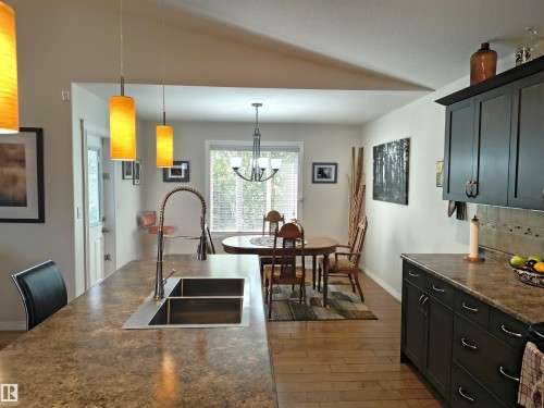 3901 44A Avenue, Drayton Valley, AB 