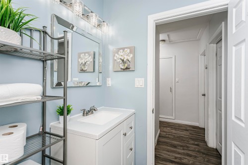 13104 128 Avenue, Edmonton, AB 