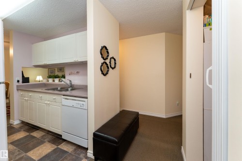 237 2520 50 Street, Edmonton, AB 